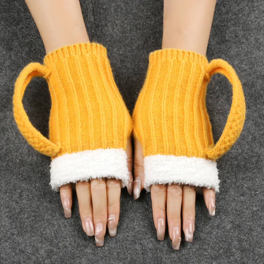 Beer Mug Knitted Gloves